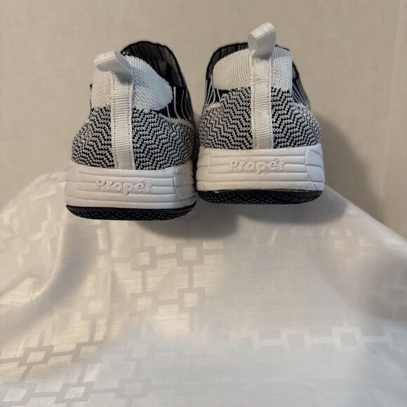 Propet Slip-On Slip Resistant Men Sneakers WCS004K 10 Wide Comfort Washable - Picture 6 of 11